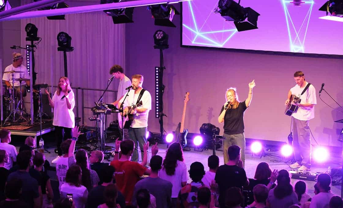 Outbreakband beim Herbstmissionsfest