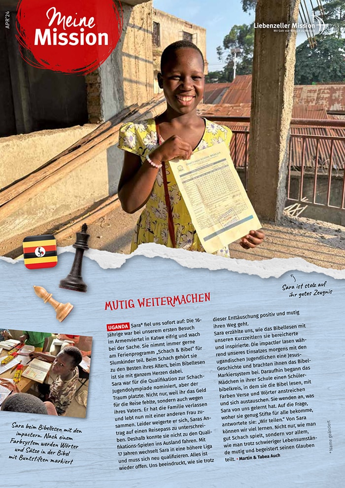 Draußen steht ein lächelndes Mädchen mit einer Urkunde in der Hand, neben der "Meine Mission" und "April 2024" hervorgehoben sind.