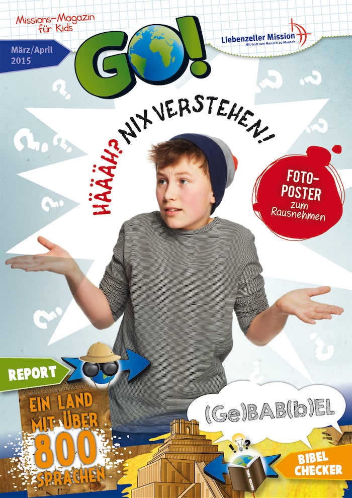 Ein verwirrter Junge mit Mütze und grauem Hemd zuckt mit den Schultern, während um ihn herum Sprechblasen und bunte Zeitschriftentexte erscheinen.