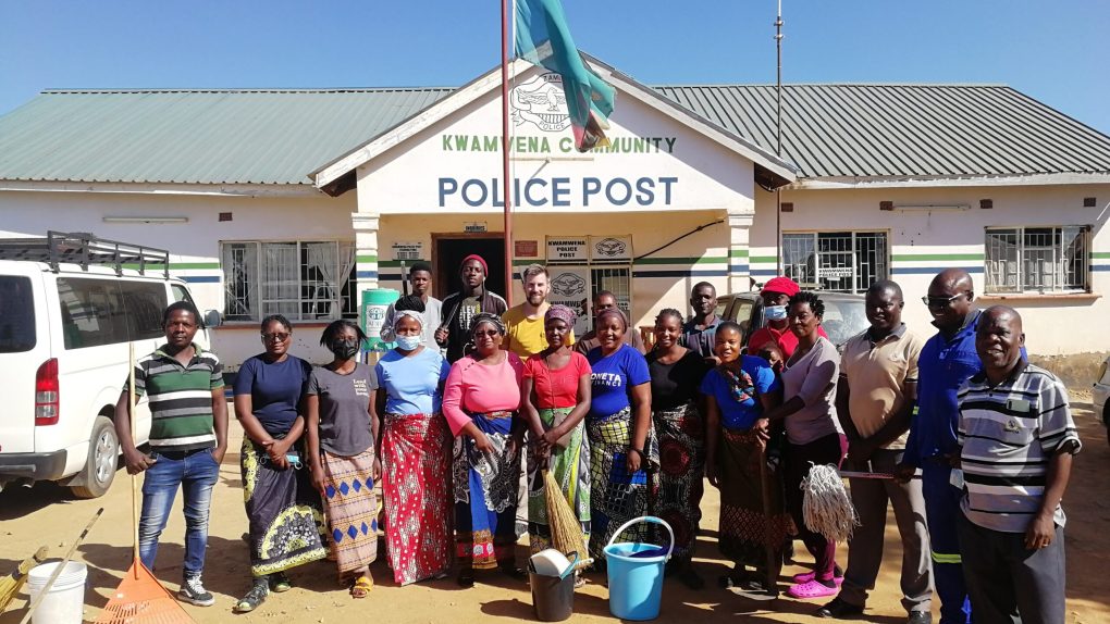 Putzaktion in Sambia