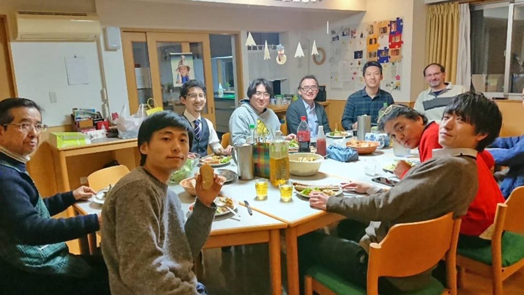 News: Japanische Männer lernen schwäbische Maultaschen und Jesus kennen