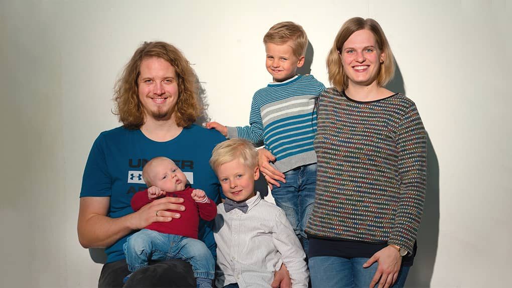 Aaron und Ilonka Köpke leben mit ihren drei Kindern in Neubrandenburg