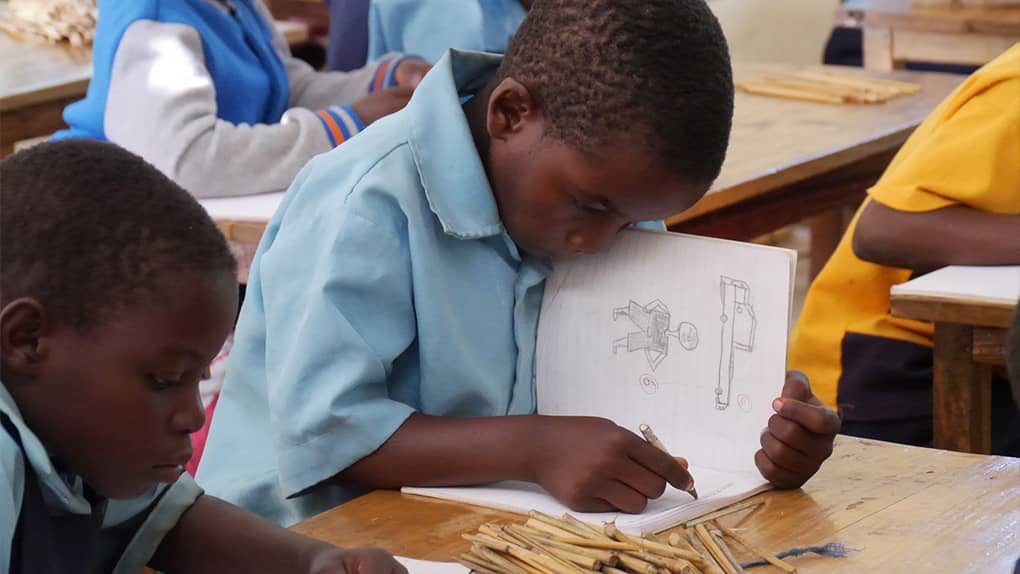 Die Ubwenzi-Schule ist eine große Aufnahme in der abgelegenen Chilona-Region in Malawi. Foto: Elke Weißschuh.