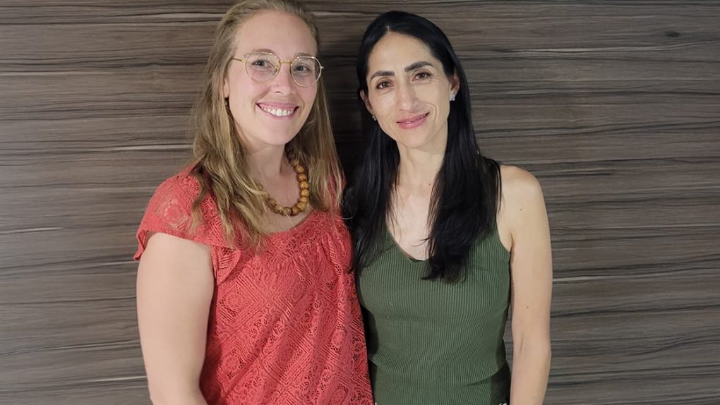 Missionarin Tabea Ruf (links im Bild) und Seelsorgerin Verito