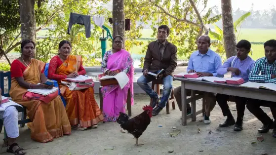 TEE – Die Schule kommt zum Schüler (Bangladesch)